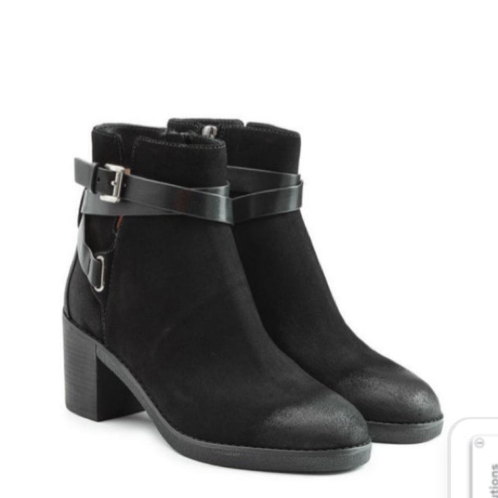 Michael Kors Fawn Suede Boots